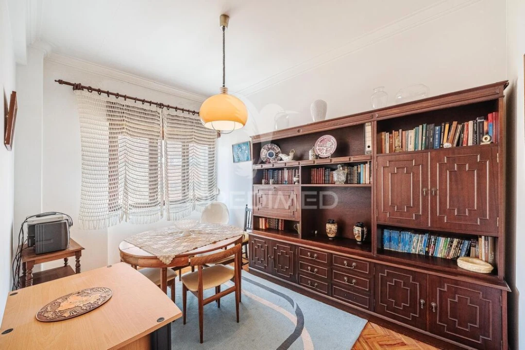 Apartamento T3 para Venda em Massamá e Monte Abraão Foto 14
