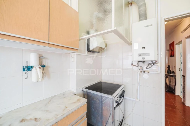 Apartamento T3 para Venda em Massamá e Monte Abraão Foto 11
