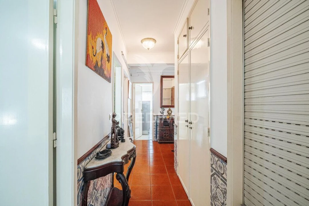 Apartamento T3 para Venda em Massamá e Monte Abraão Foto 18