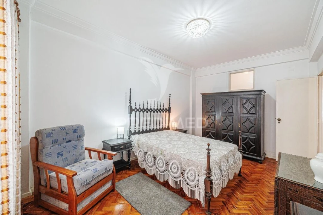 Apartamento T3 para Venda em Massamá e Monte Abraão Foto 20