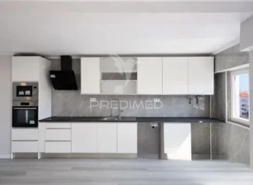 Apartamento T4 para Venda em Amora
