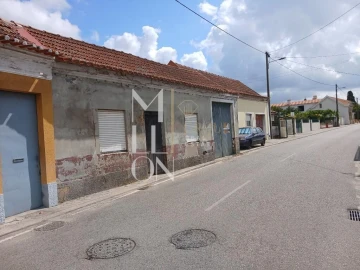 Moradia T1 para Venda em Soza