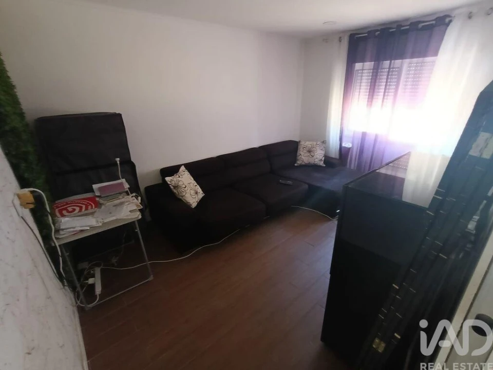 Apartamento T2 para Venda em Barreiro e Lavradio Foto 2