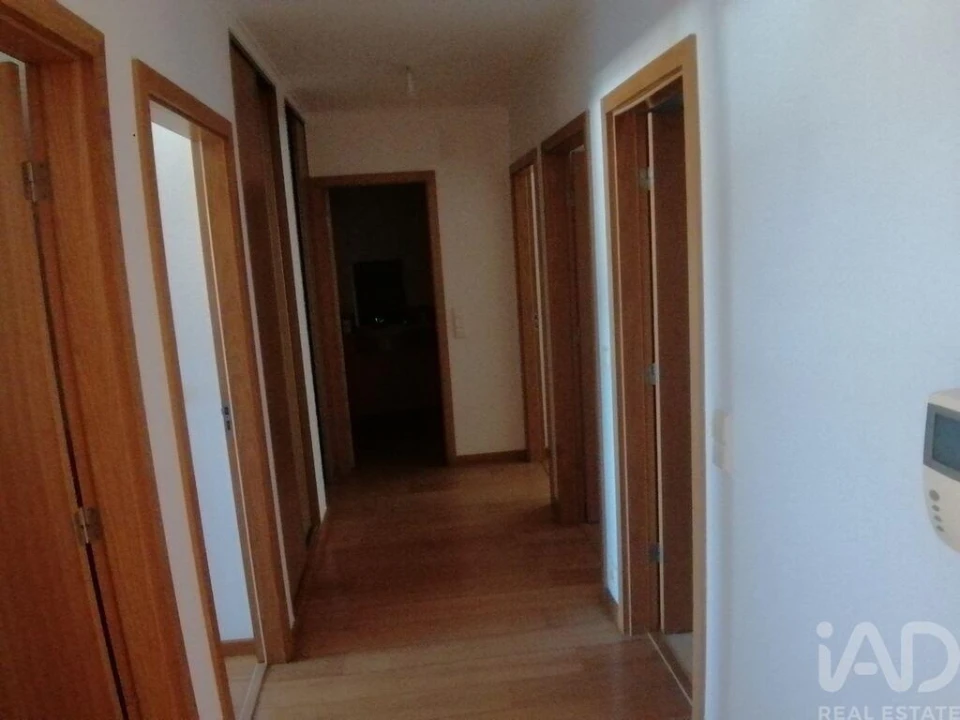 Apartamento T3 para Venda em Beato Foto 5