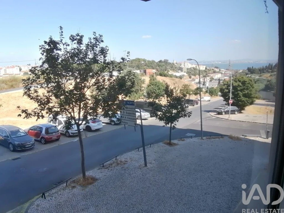 Apartamento T3 para Venda em Beato Foto 20