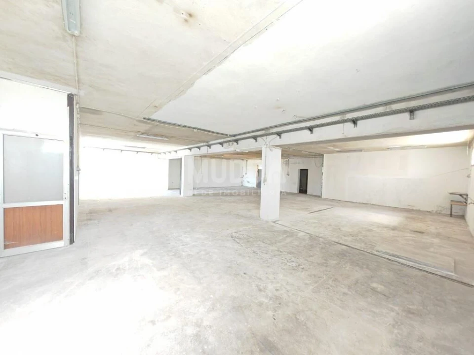 Armazém para Arrendamento em Oliveirinha Foto 9