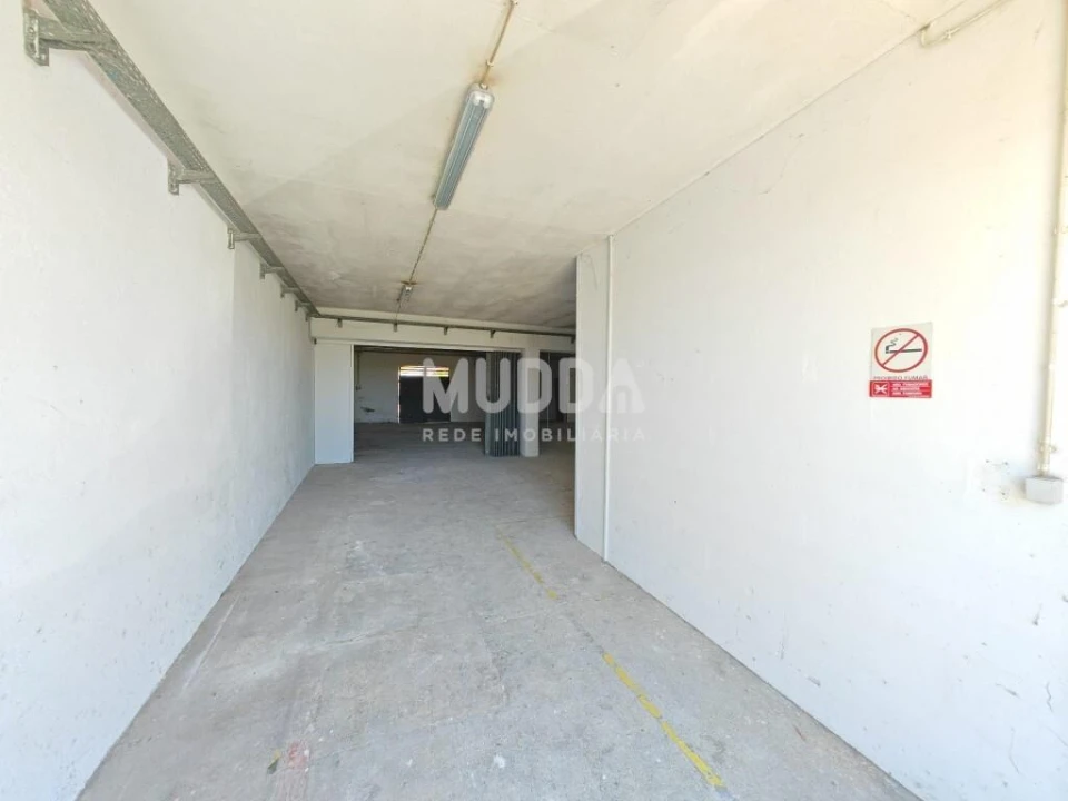 Armazém para Arrendamento em Oliveirinha Foto 11