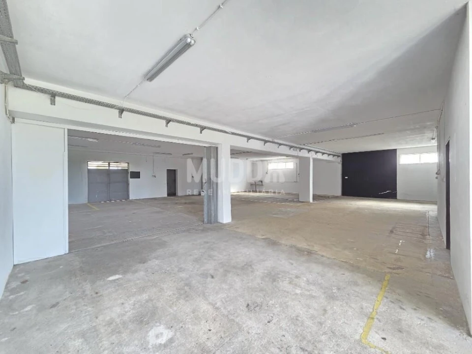 Armazém para Arrendamento em Oliveirinha Foto 17