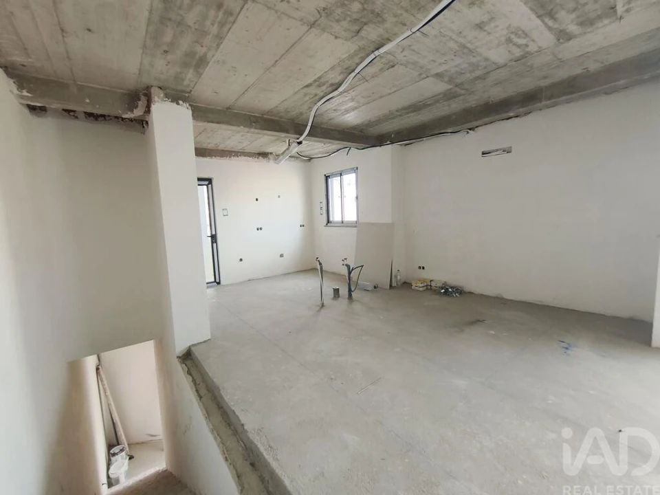 Apartamento T1 para Venda em Quarteira Foto 4
