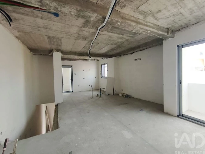 Apartamento T1 para Venda em Quarteira Foto 6