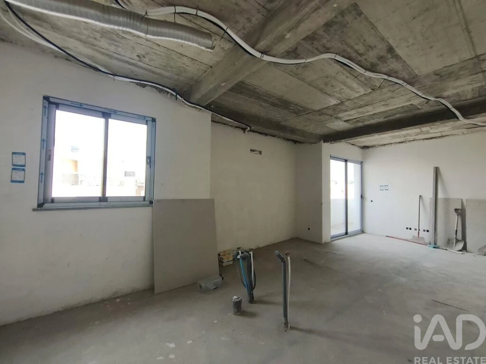 Apartamento T1 para Venda em Quarteira Foto 8