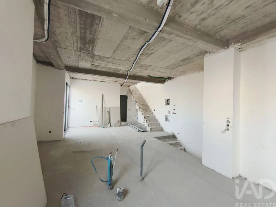 Apartamento T1 para Venda em Quarteira Foto 3