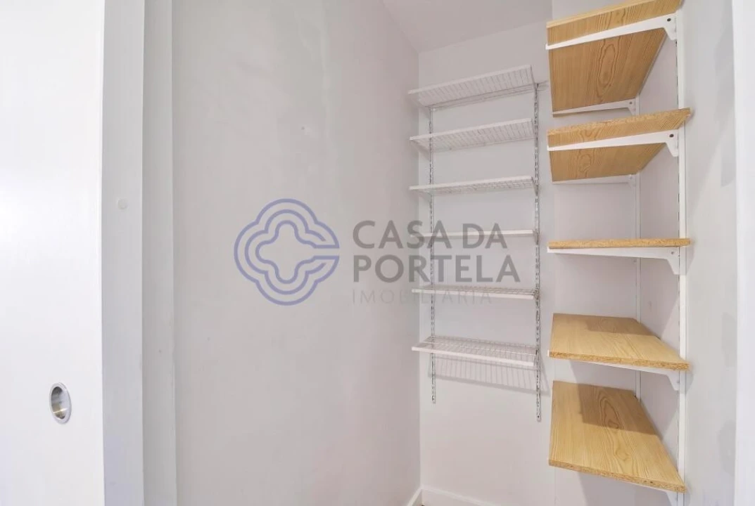 Apartamento T4 para Venda em Mafamude e Vilar do Paraíso Foto 19