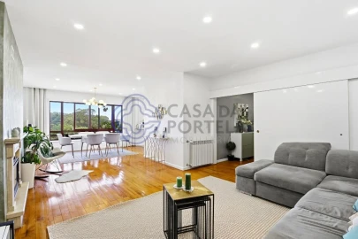 Apartamento T4 para Venda em Mafamude e Vilar do Paraíso