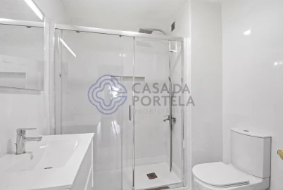 Apartamento T4 para Venda em Mafamude e Vilar do Paraíso