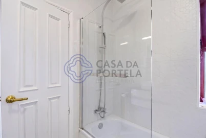 Apartamento T4 para Venda em Mafamude e Vilar do Paraíso