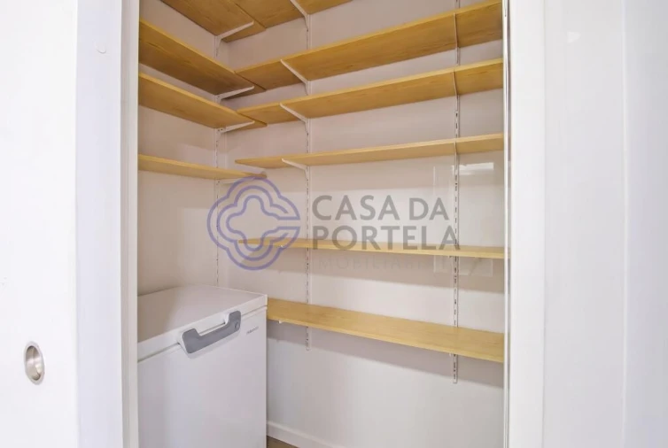 Apartamento T4 para Venda em Mafamude e Vilar do Paraíso Foto 11