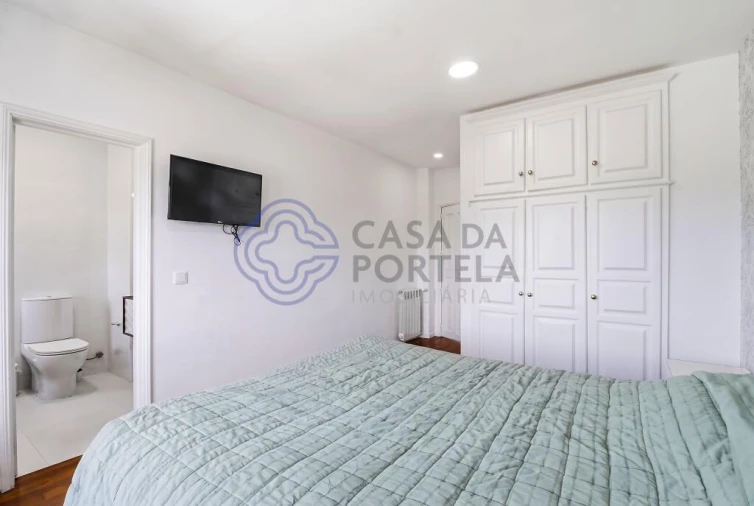 Apartamento T4 para Venda em Mafamude e Vilar do Paraíso Foto 23