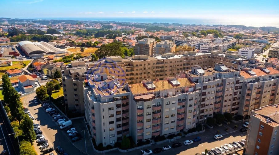 Apartamento T4 para Venda em Mafamude e Vilar do Paraíso Foto 34