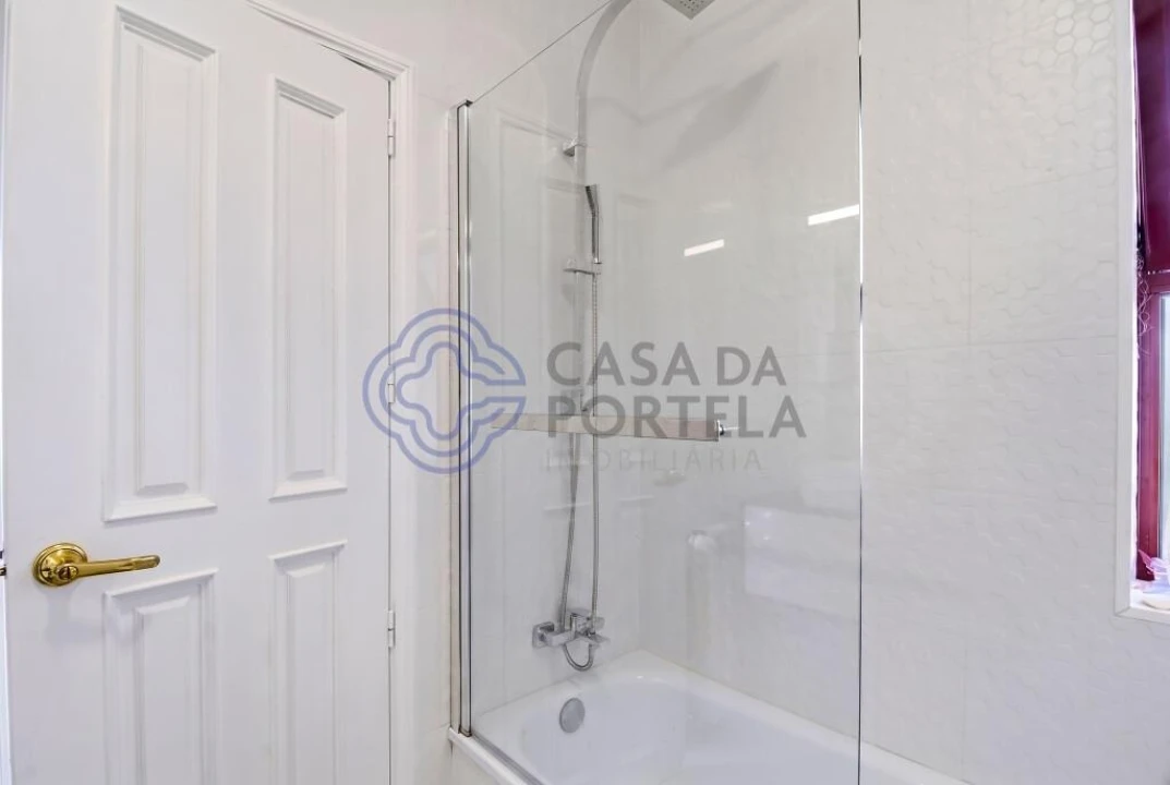 Apartamento T4 para Venda em Mafamude e Vilar do Paraíso Foto 24