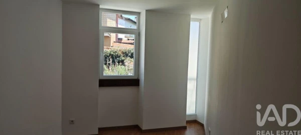 Moradia T3 para Venda em Lorvão