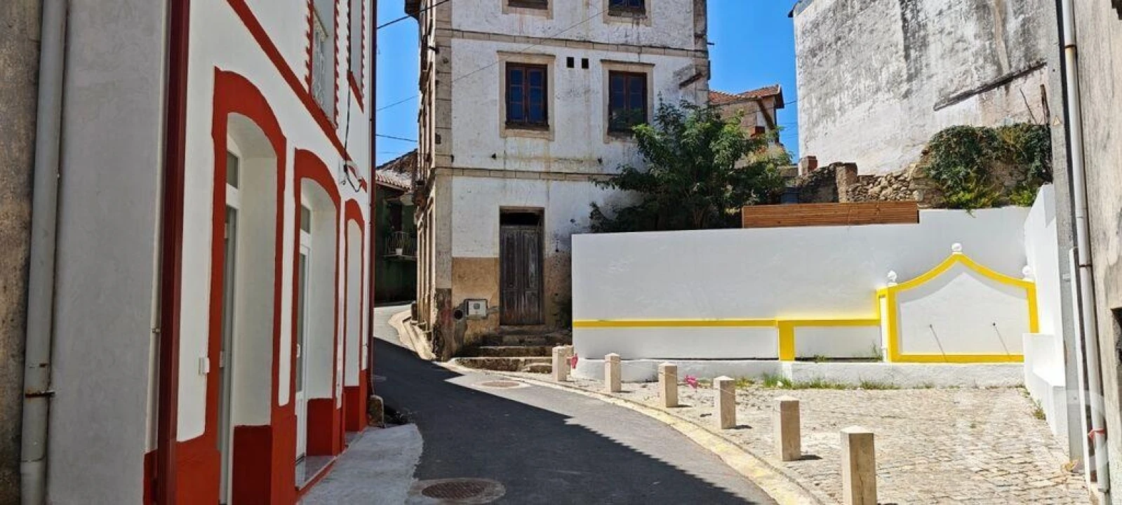 Moradia T3 para Venda em Lorvão Foto 3