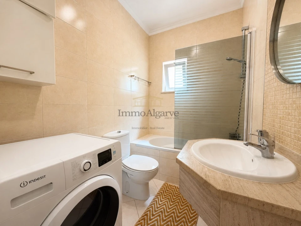 Apartamento T2 para Venda em Ferreiras Foto 23