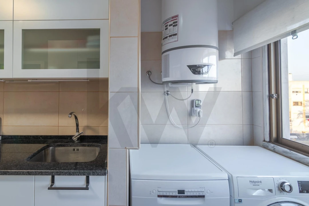Apartamento T2 para Venda em Charneca de Caparica e Sobreda Foto 11