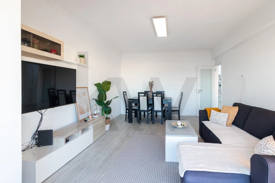 Apartamento T2 para Venda em Charneca de Caparica e Sobreda Foto 5