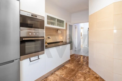 Apartamento T2 para Venda em Charneca de Caparica e Sobreda