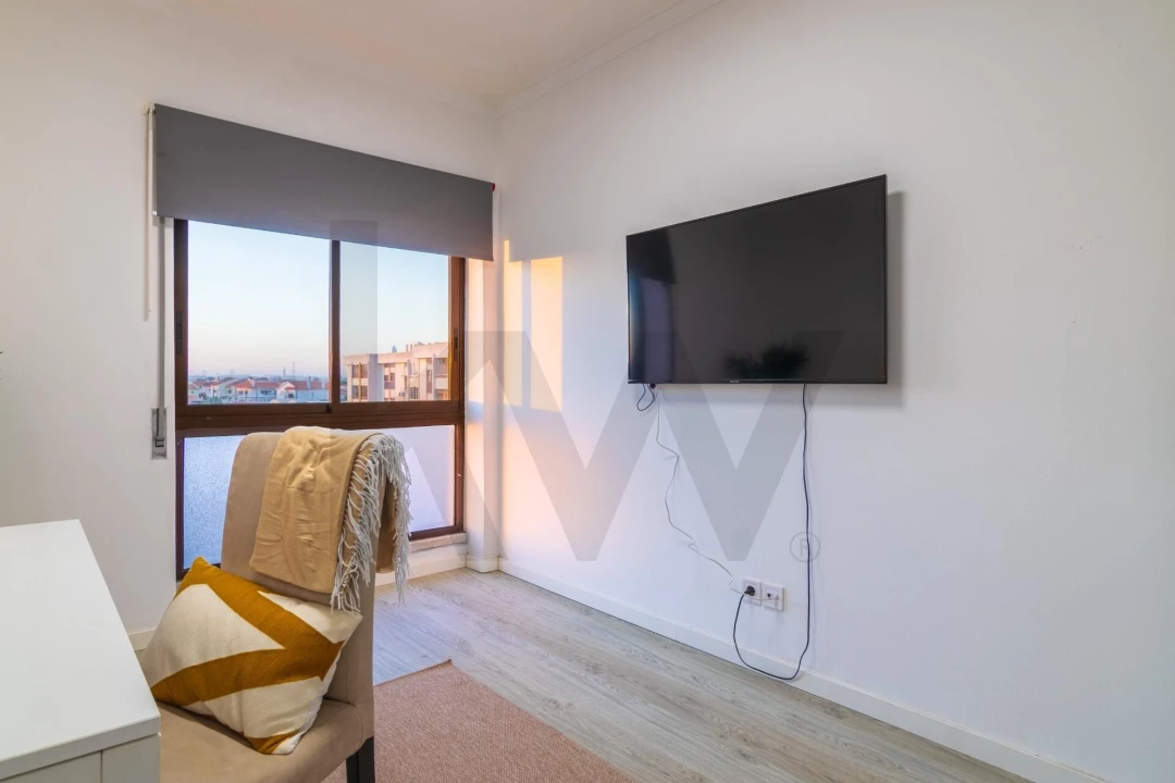 Apartamento T2 para Venda em Charneca de Caparica e Sobreda Foto 29