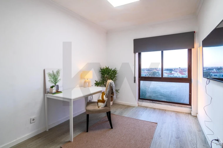 Apartamento T2 para Venda em Charneca de Caparica e Sobreda Foto 26