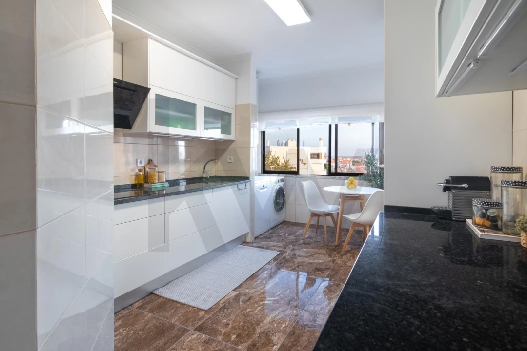 Apartamento T2 para Venda em Charneca de Caparica e Sobreda Foto 9