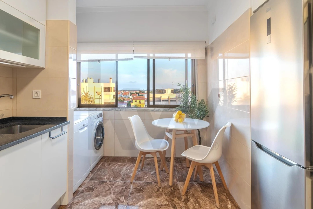 Apartamento T2 para Venda em Charneca de Caparica e Sobreda Foto 14