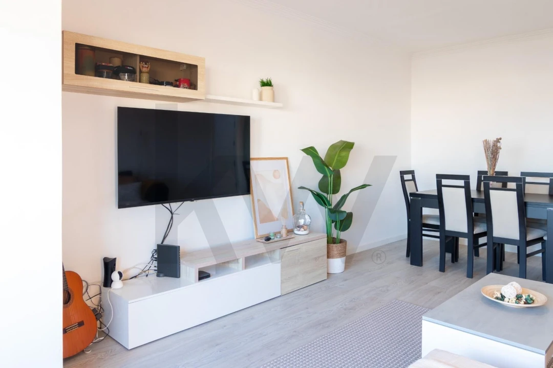 Apartamento T2 para Venda em Charneca de Caparica e Sobreda Foto 6