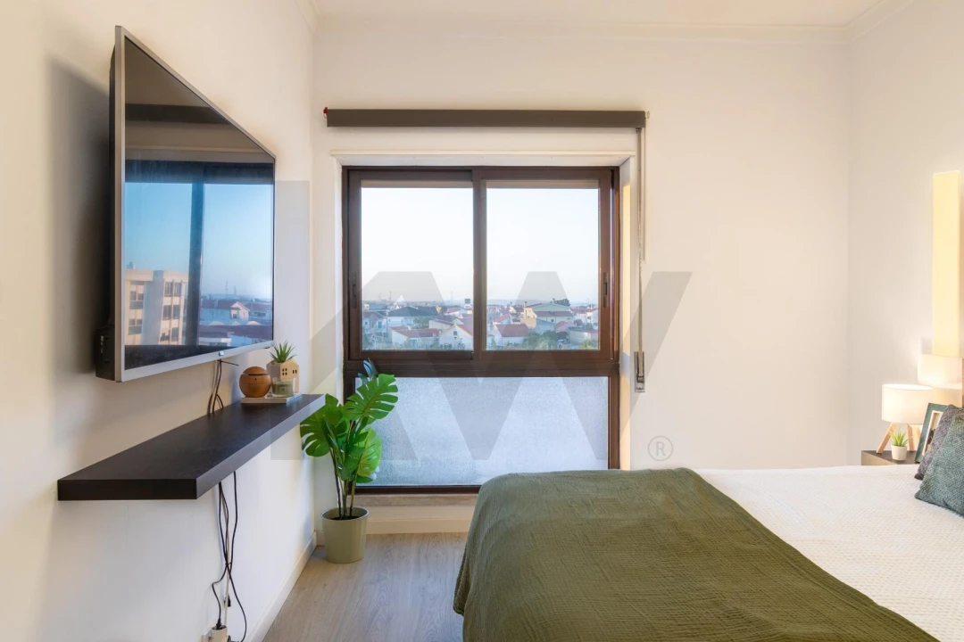 Apartamento T2 para Venda em Charneca de Caparica e Sobreda Foto 22