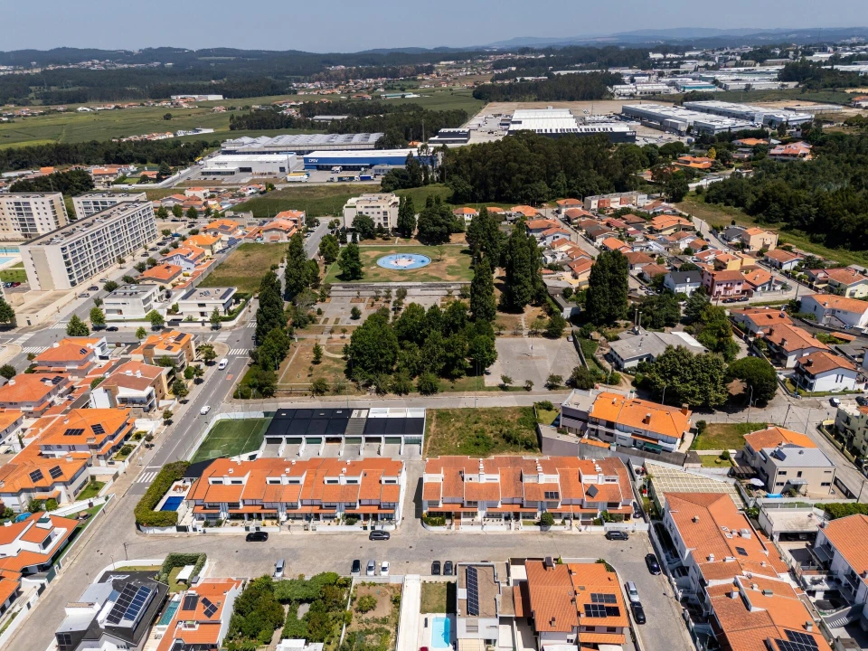 Moradia T3 para Venda em Vila Nova da Telha Foto 38