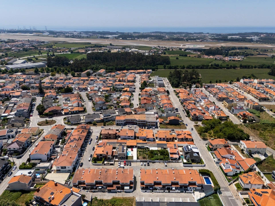 Moradia T3 para Venda em Vila Nova da Telha Foto 37