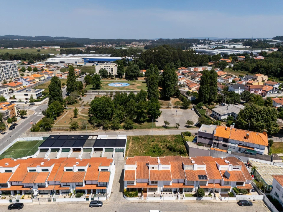 Moradia T3 para Venda em Vila Nova da Telha Foto 36