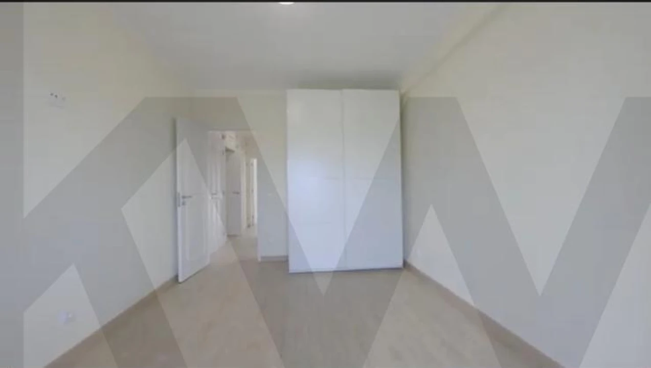 Apartamento T3 para Arrendamento em Benfica Foto 3