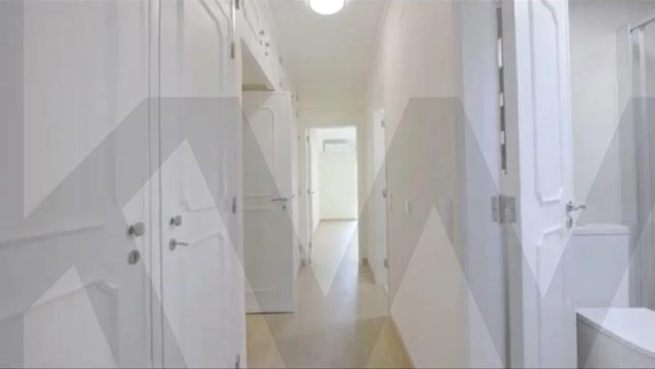 Apartamento T3 para Arrendamento em Benfica Foto 6