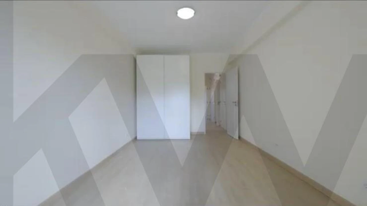 Apartamento T3 para Arrendamento em Benfica Foto 4