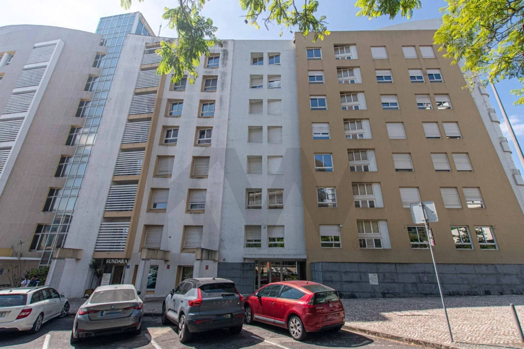 Apartamento T1 para Venda em Parque das Nações Foto 1