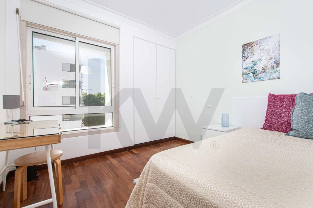 Apartamento T1 para Venda em Parque das Nações Foto 12