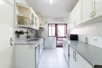 Apartamento T2 para Venda em Póvoa de Varzim, Beiriz e Argivai