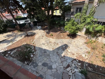 Moradia T5 para Venda em Oeiras e São Julião da Barra, Paço de Arcos e Caxias