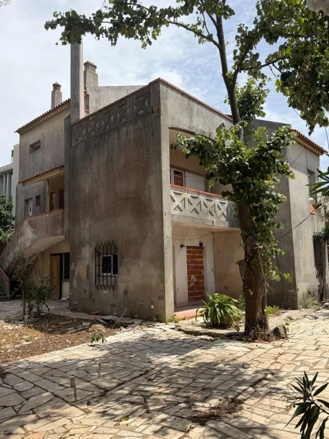 Moradia T5 para Venda em Oeiras e São Julião da Barra, Paço de Arcos e Caxias