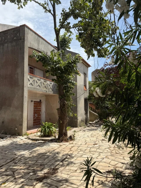 Moradia T5 para Venda em Oeiras e São Julião da Barra, Paço de Arcos e Caxias