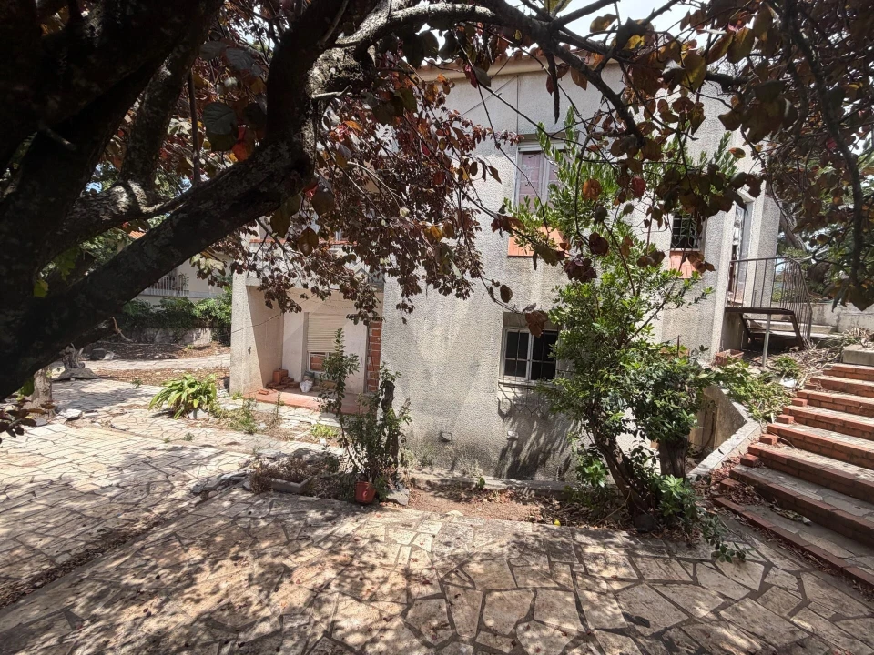 Moradia T5 para Venda em Oeiras e São Julião da Barra, Paço de Arcos e Caxias Foto 2