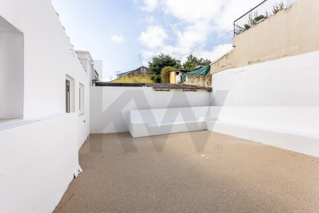 Apartamento T2 para Venda em Alcantara Foto 19